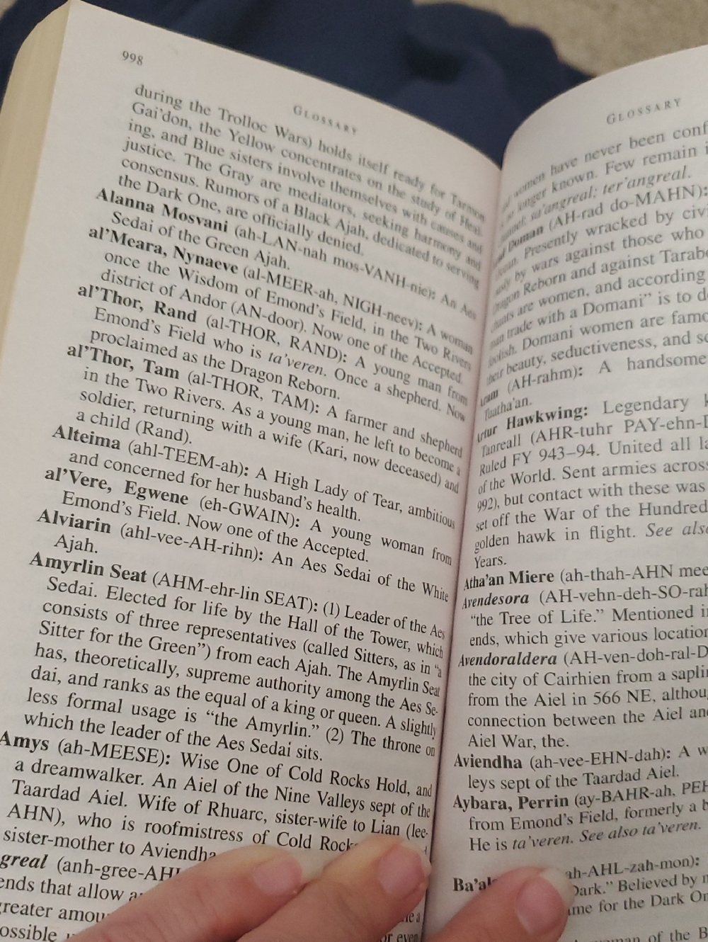 "The Shadow Rising" novel - Picture 11 of 11
